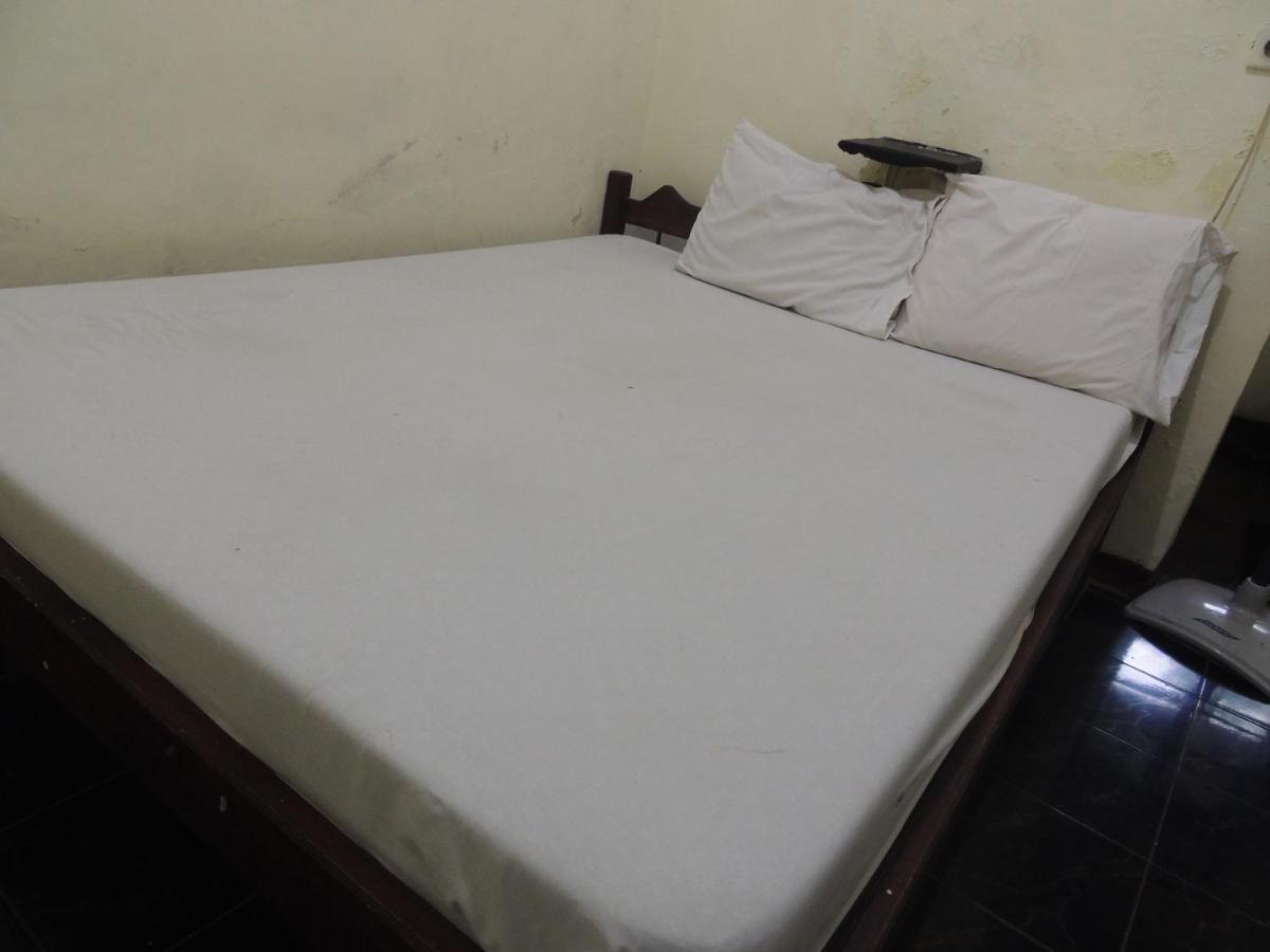 Hotel Lotus Borobudur Magelang Exterior foto